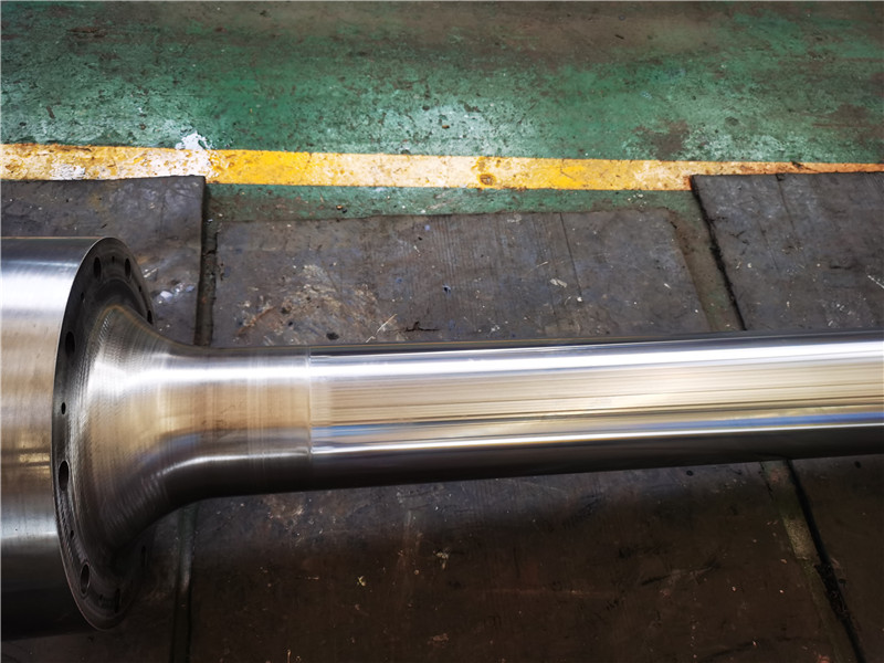 Piston rod completed